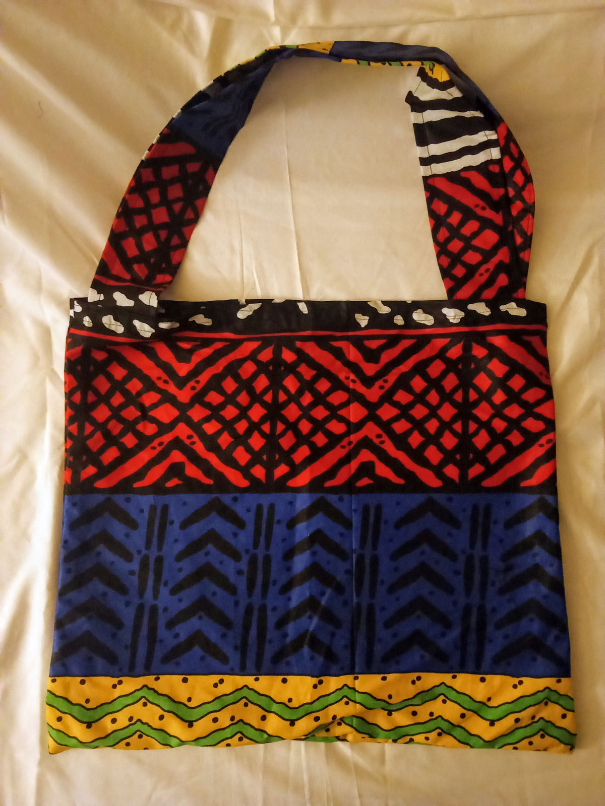 Moyen tôt bag bleu noir