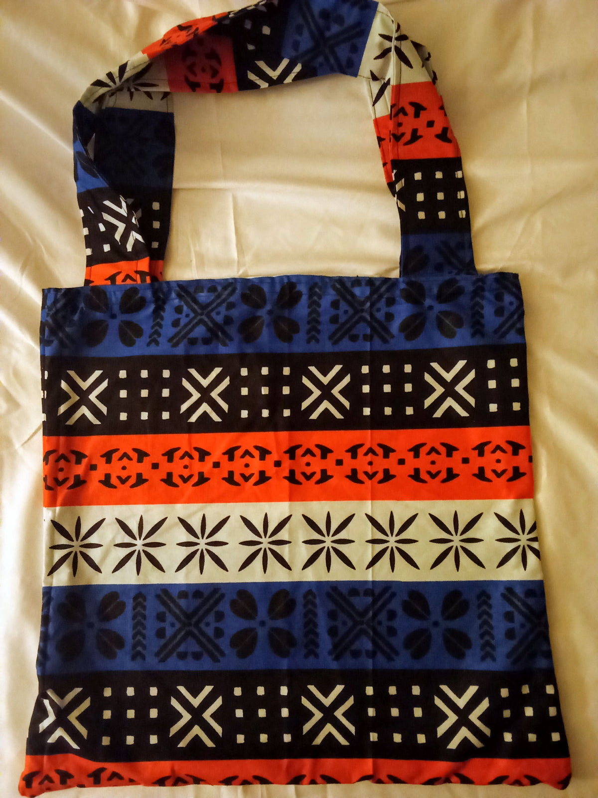 Moyen tôt bag bleu blanc